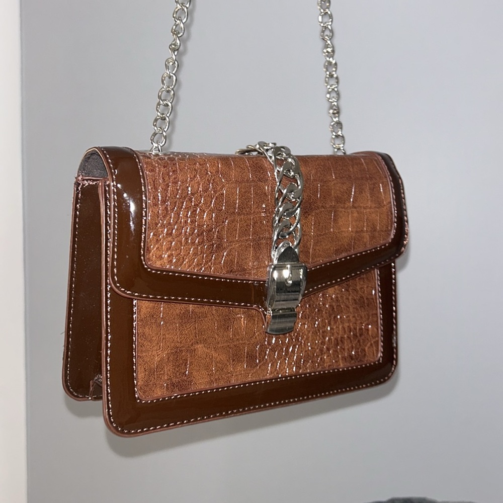 Crocodile Embossed Bag🤎